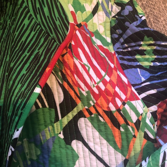 Super cute quilted jacket Gump’s of San Francisco Women’s sz m art ware piece - Picture 3 of 4